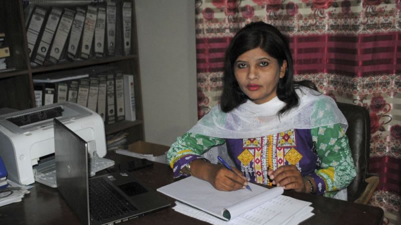 Hindu Woman Elected to Pakistan’s Senate in Historic First